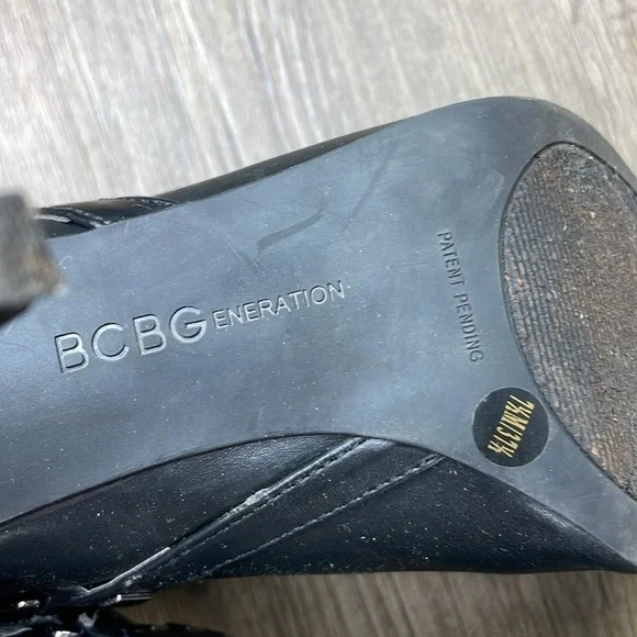 BCBGeneration Women’s Timoh Studded Pointed Toe Black Heeled Booties, size 7.5 - Picture 12 of 13